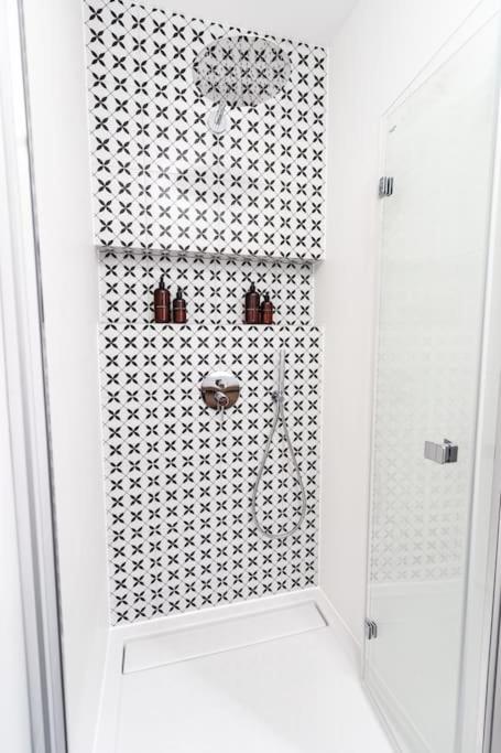 Myslbekova 5 Apartment Ostrava Ngoại thất bức ảnh